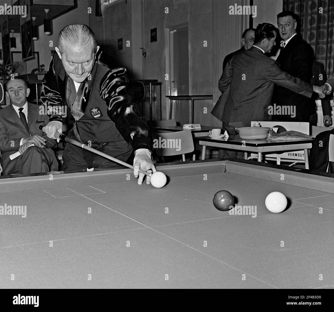 Poolrooms hi-res stock photography and images - Alamy