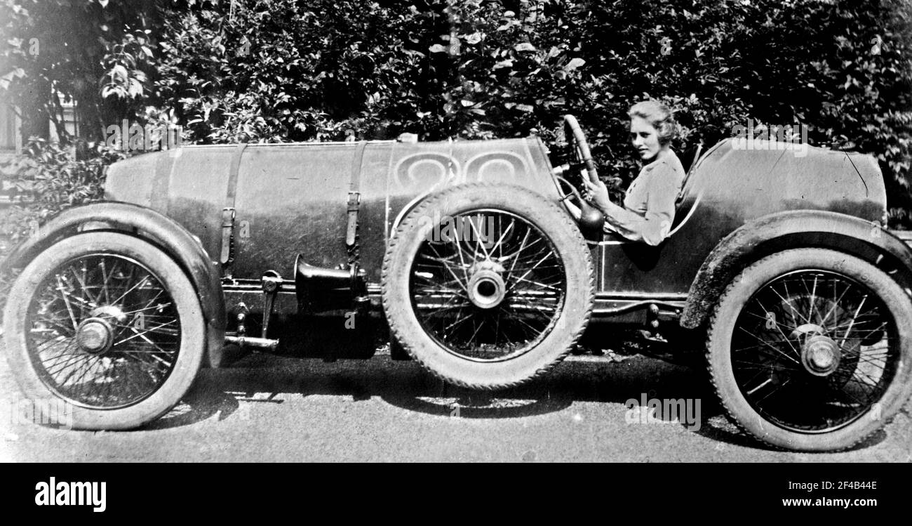 Katherine Drexel Dahlgren in her racing auto ca. 1910-1915 Stock Photo
