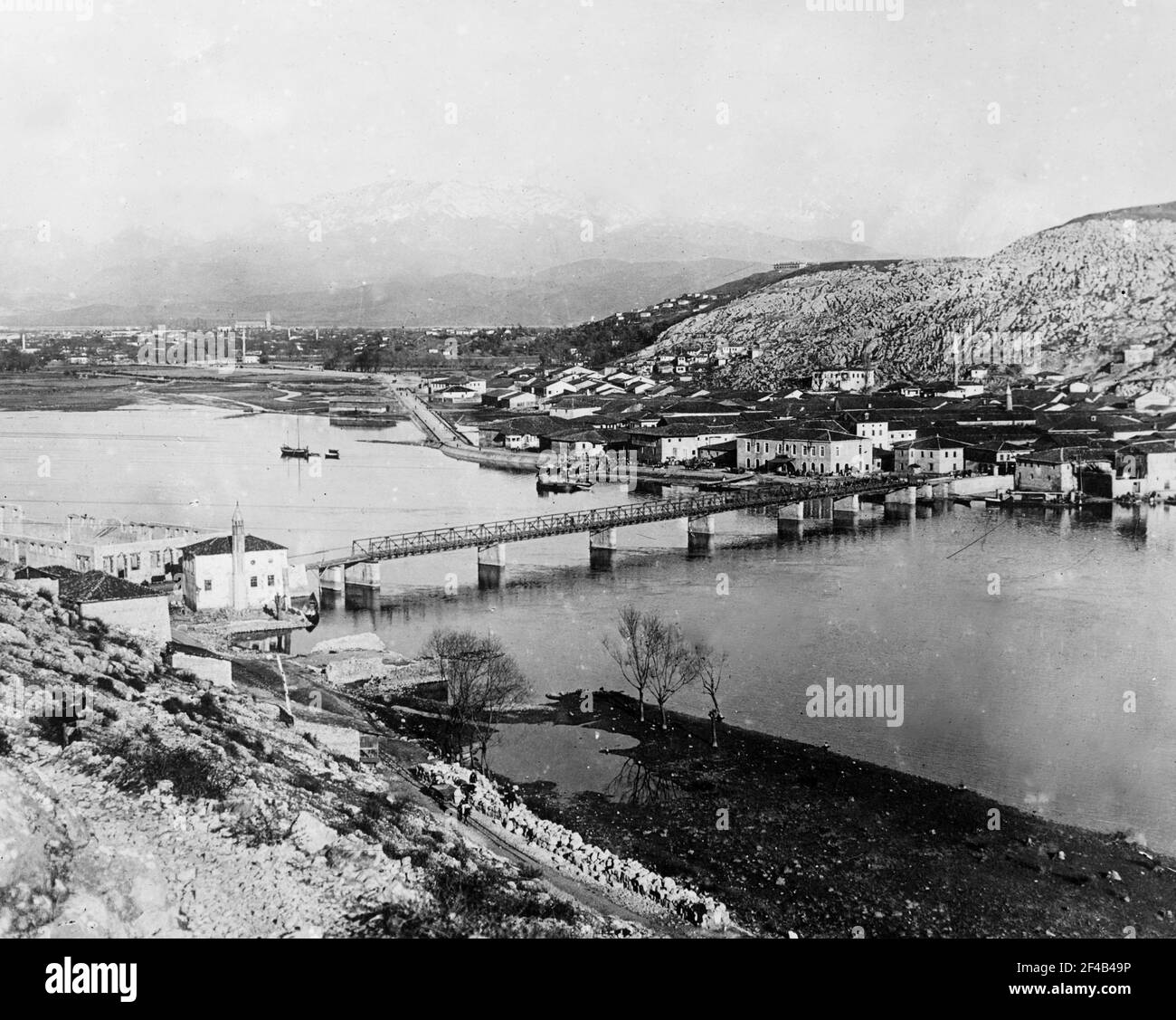 Aerial view of Scutari or the Üsküdar district on the Asian part of Istanbul, Turkey ca. 1910-1915 Stock Photo