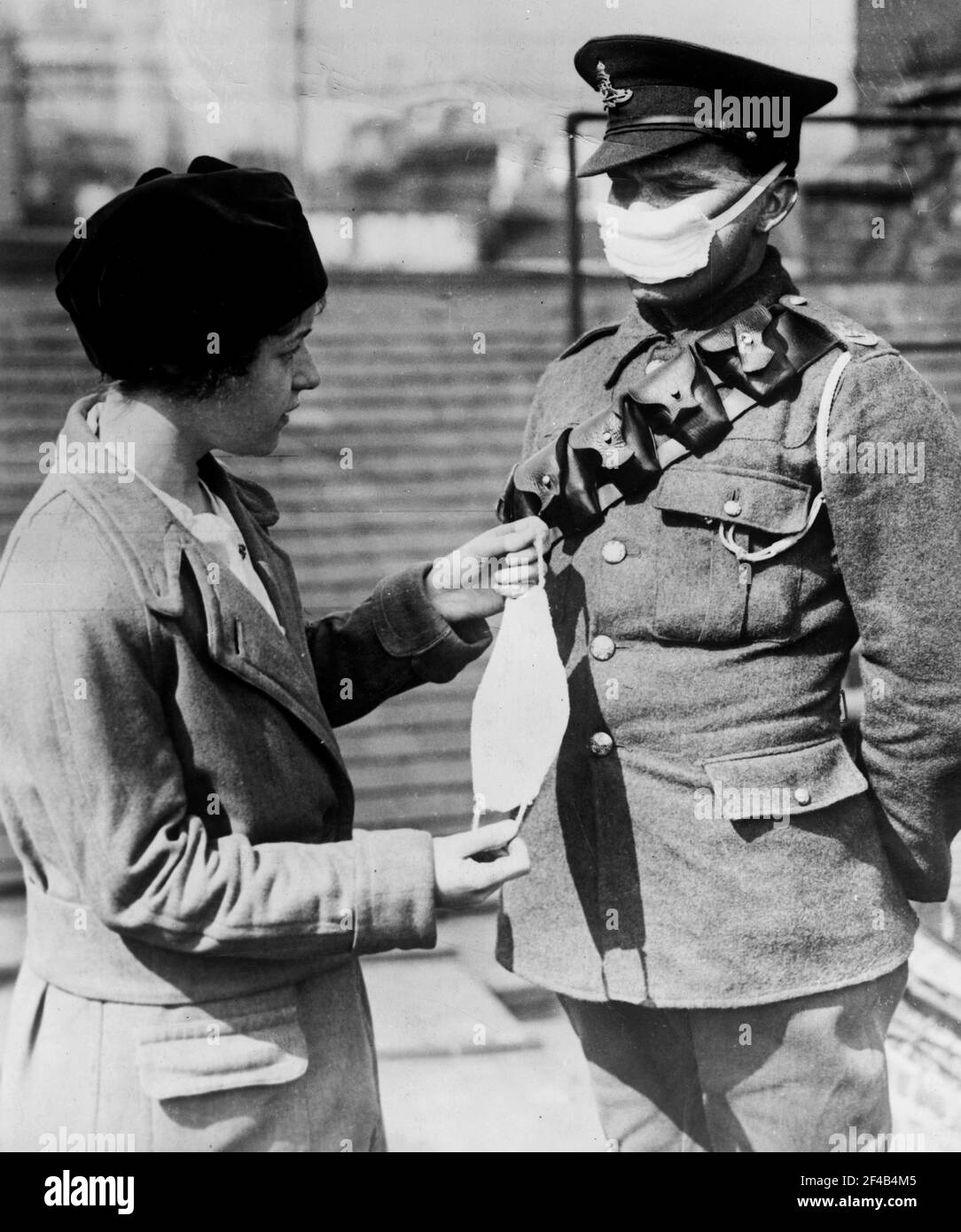 World war i gas mask history historical archive archival Black and