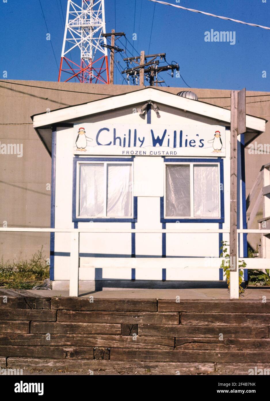 Chilly Willy's Frozen Custard straight on Wharf Street Saint