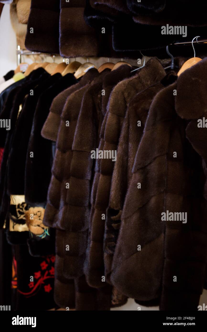 Women With Fur Coats High Resolution Stock Photography and Images - Alamy