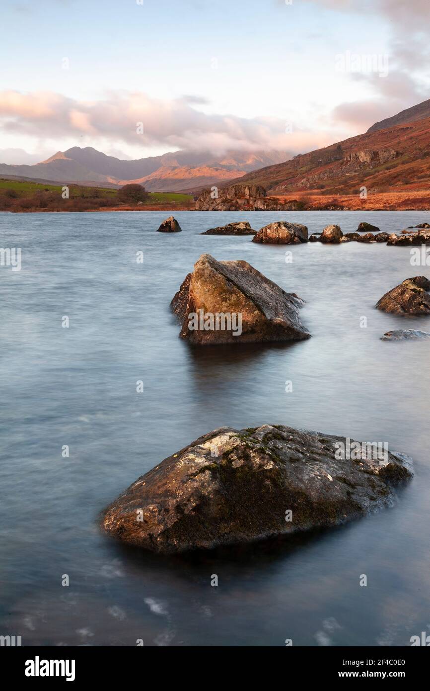 Llyn Mymbyr and Snowdon at sunrise, Snowdonia, North Wales Stock Photo