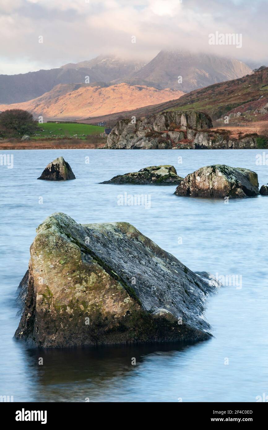 Llyn Mymbyr and Snowdon at sunrise, Snowdonia, North Wales Stock Photo