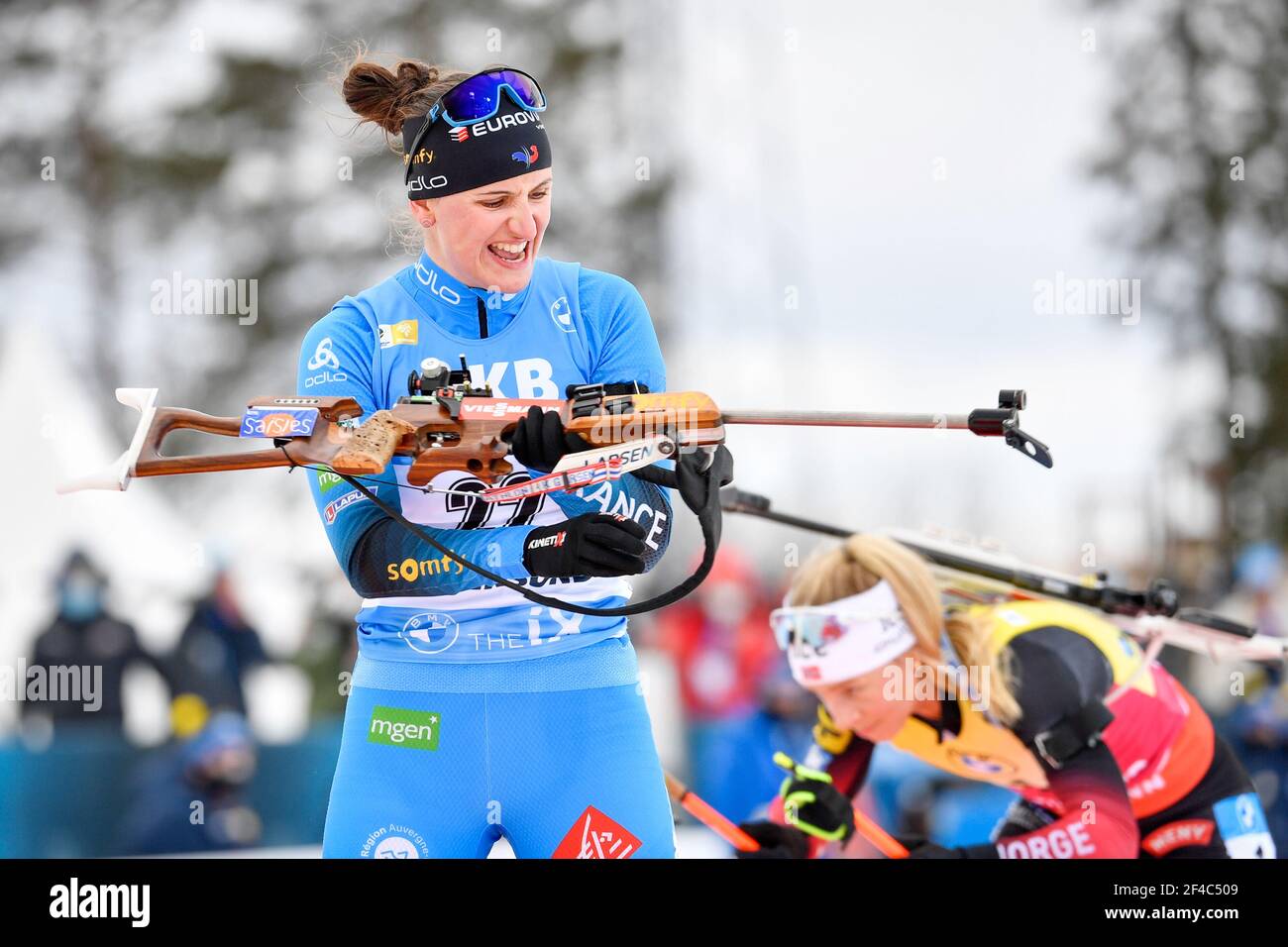 Julia Simon of France in action during the Womens 10km Pursuit Competition during the IBU World