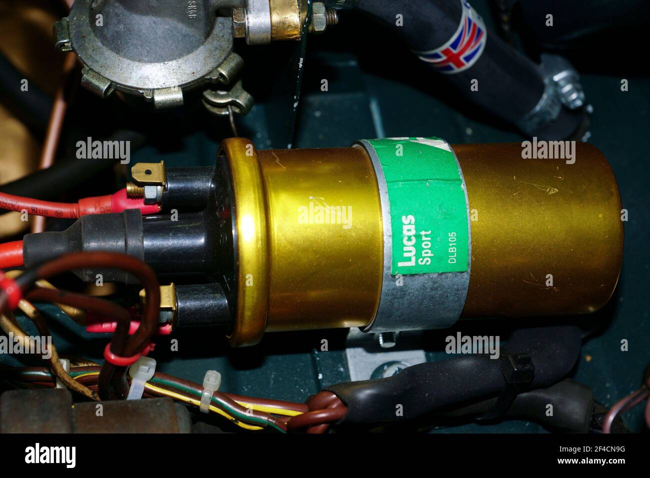 12V IGNITION COIL TRIUMPH SPITFIRE MK3 1969 Stock Photo Alamy
