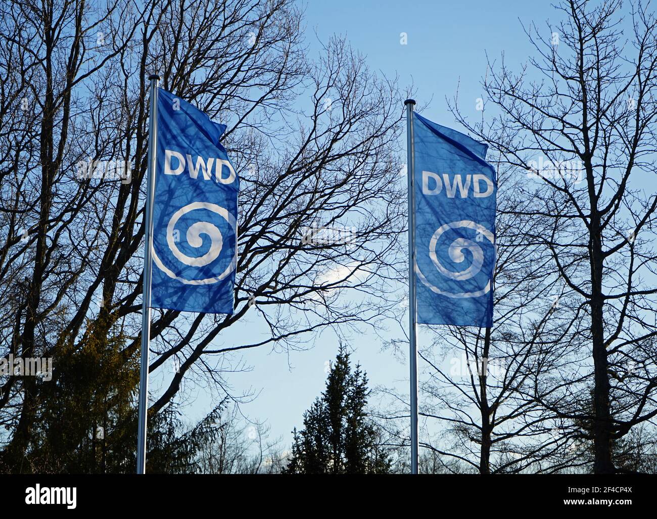 Flaggen des Deutschen Wetterdienstes (DWD) in Essen-Bredeney, NRW, Deutschland, Europe Stock Photo