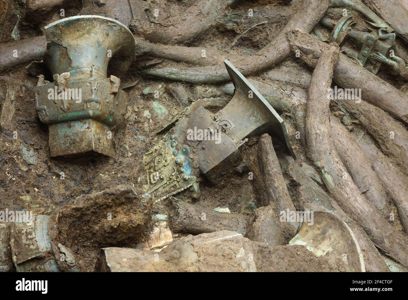 (210320) -- CHENGDU, March 20, 2021 (Xinhua) -- Undated photo provided by the Sanxingdui Ruins sacrificial pits archaeological project shows some of the relics unearthed from the Sanxingdui Ruins site in southwest China's Sichuan Province. Chinese archaeologists announced Saturday that some new major discoveries have been made at the legendary Sanxingdui Ruins site in southwest China, helping shed light on the cultural origins of the Chinese nation.   Archaeologists have found six new sacrificial pits and unearthed more than 500 items dating back about 3,000 years at the Sanxingdui Ruins in Si Stock Photo