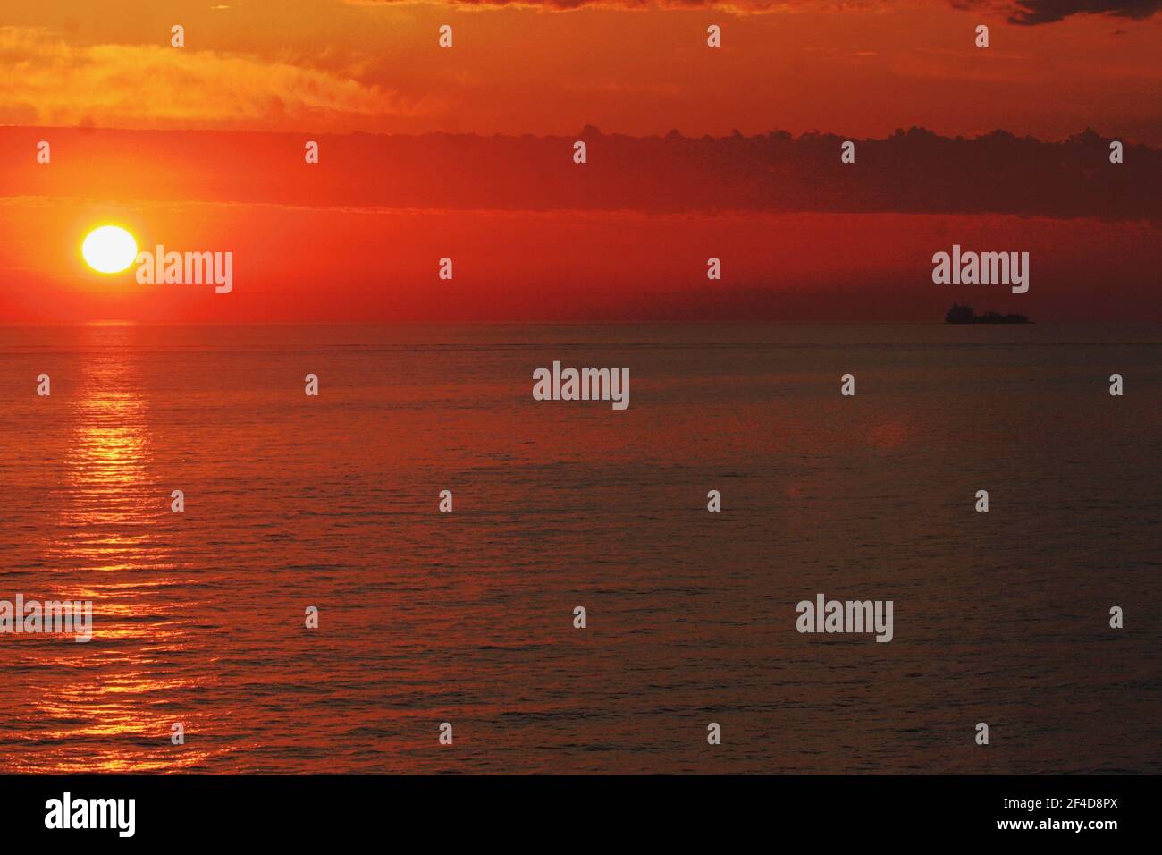 Sunrise over the Ocean Stock Photo - Alamy