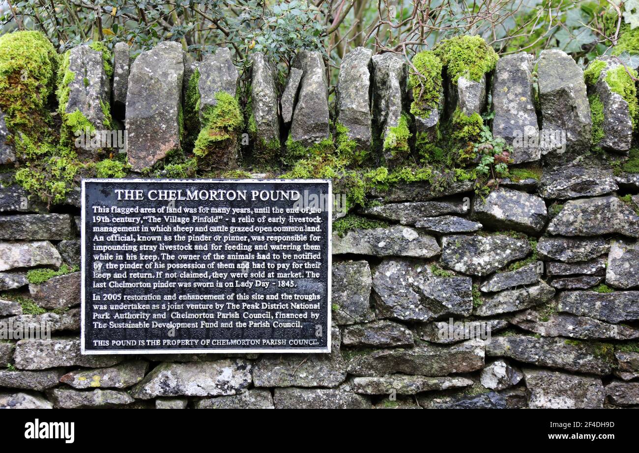 Tourist information plaque about the historic Chelmorton Pound in Derbyshire Stock Photo