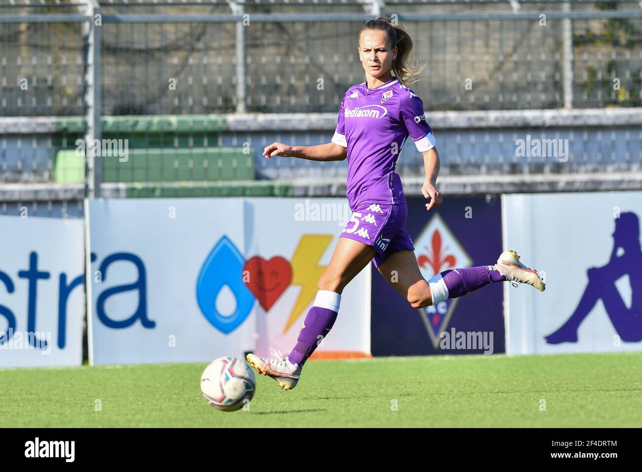 Empoli Ladies Vs ACF Fiorentina Femminile Editorial Photography - Image of  highest, outfit: 204737897