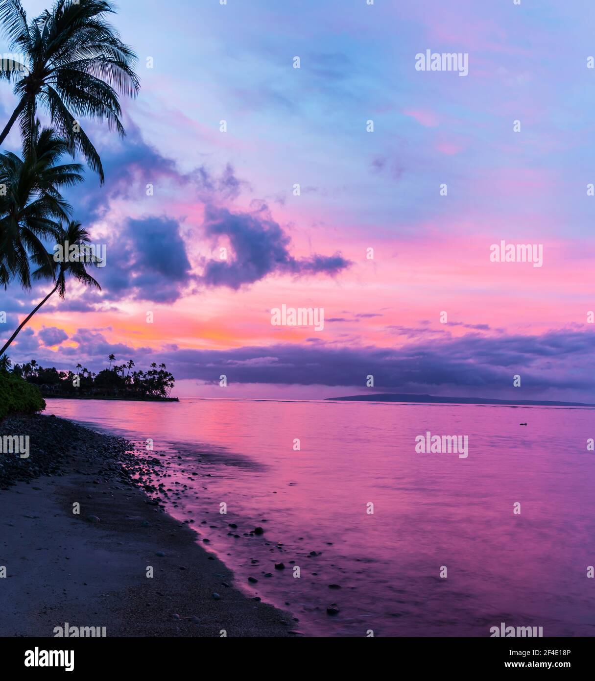 Sunrise on Lahaina Beach, Lahaina, Maui, Hawaii, USA Stock Photo Alamy