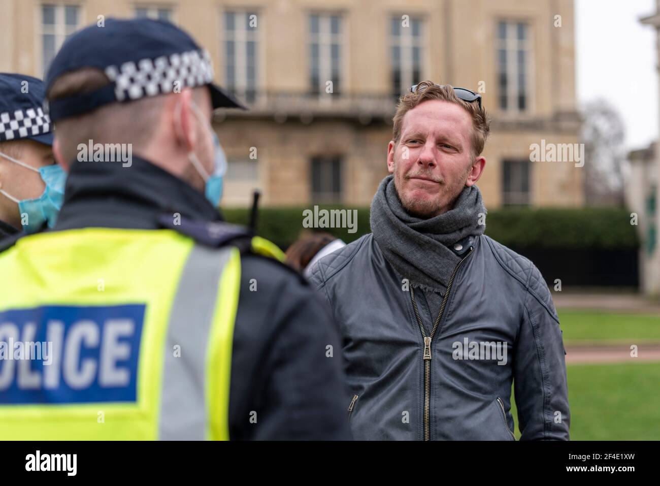 Laurence Fox at an anti lockdown, anti policing bill, protest rally in London, UK, being spoken to by police officers. No mask. Actor, activist Stock Photo