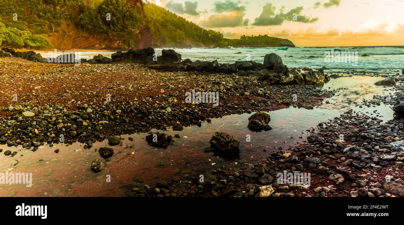 Sunset on Koki Beach, Koki Beach Park, Hana, Maui, Hawaii, USA Stock Photo