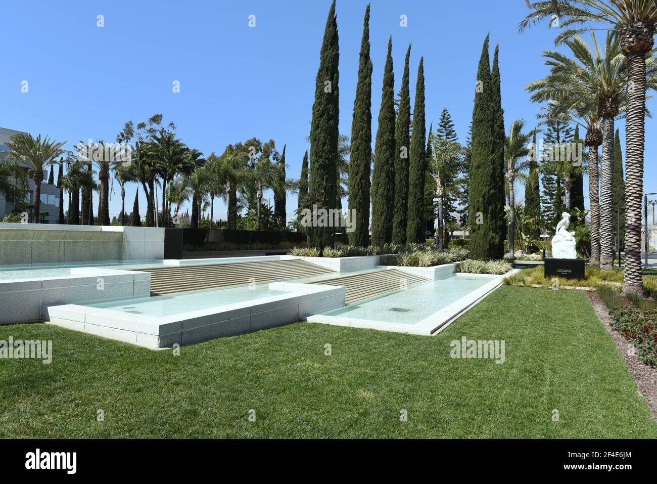 GARDEN GROVE, CALIFORNIA 20 MAR 2021 Pool and Fountain at the