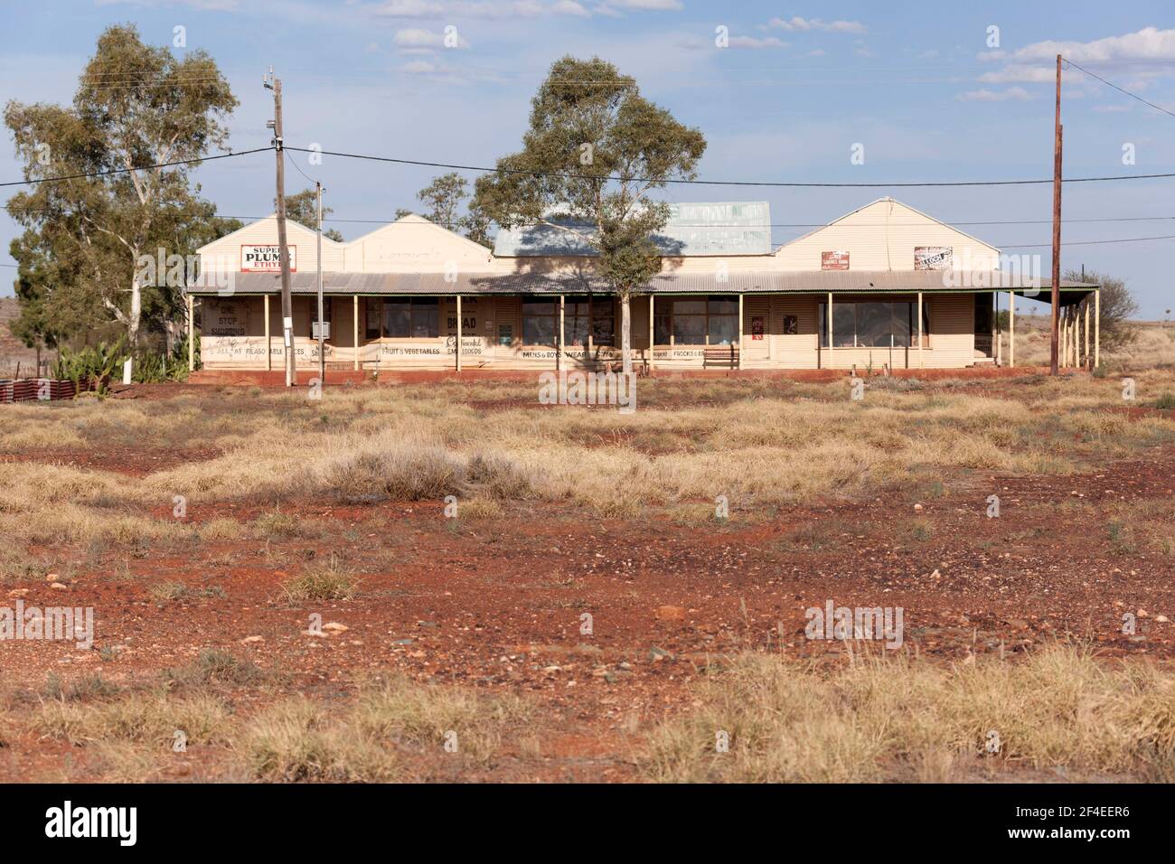 Corrugated iron shops of the historical gold mining town, Gwalia, Leonora Western Australia Stock Photo