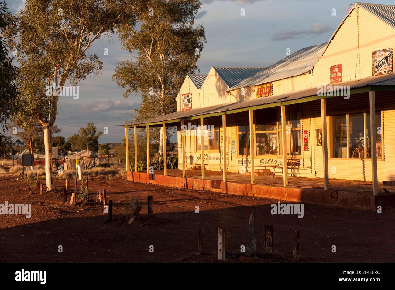 Corrugated iron shops of the historical gold mining town, Gwalia, Leonora Western Australia Stock Photo