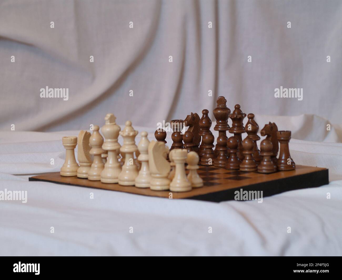 Das Spiel der Könige - Schach. Es schult das strategische Denken. Stock Photo