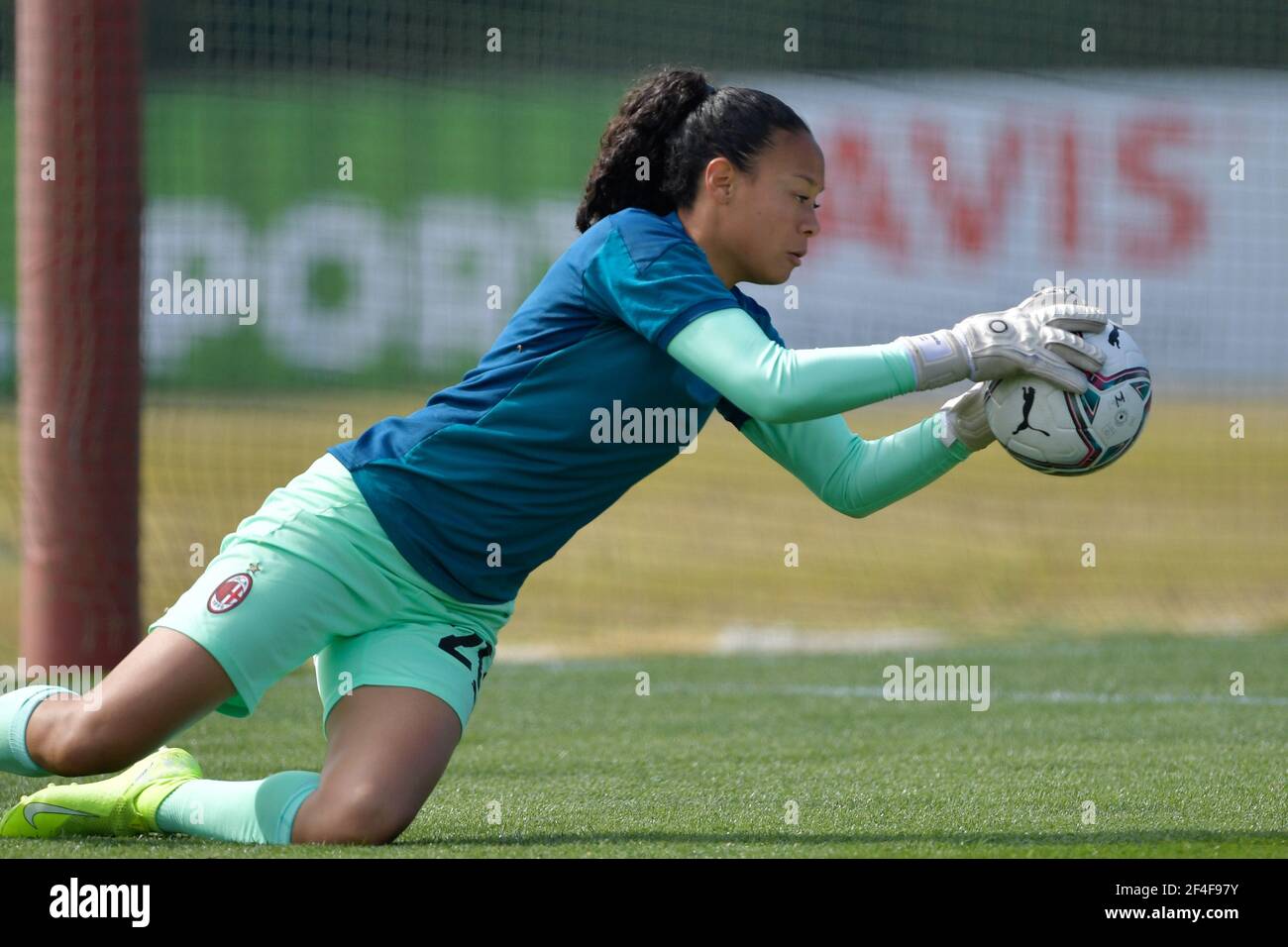 Milan, Italy. 21st Mar, 2021. Goalkeeper Selena Delia Babb (#20 AC Milan) during warmup before the women Serie A match between AC Milan and Empoli at Vismara Sports Center in Milan, Italy Credit: SPP Sport Press Photo. /Alamy Live News Stock Photo