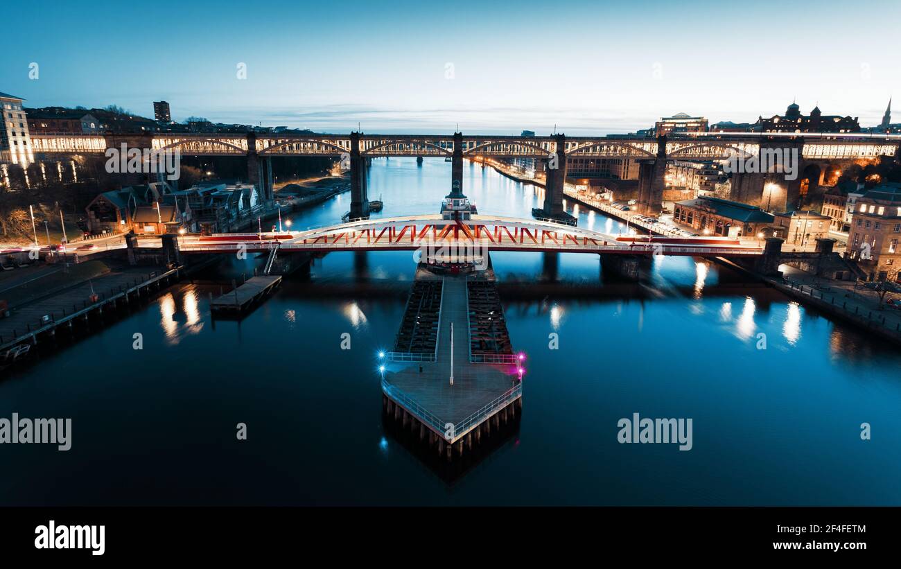The iconic view of the tyne bridge hi-res stock photography and images ...