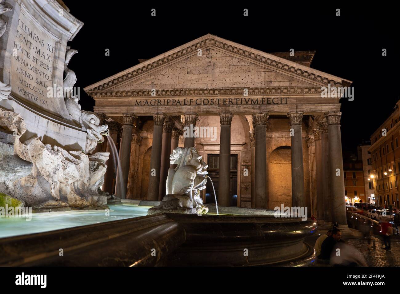 Pantheon and fountain at night in city of Rome, Italy, ancient Roman temple (113 to 125 AD) on Piazza della Rotonda Stock Photo
