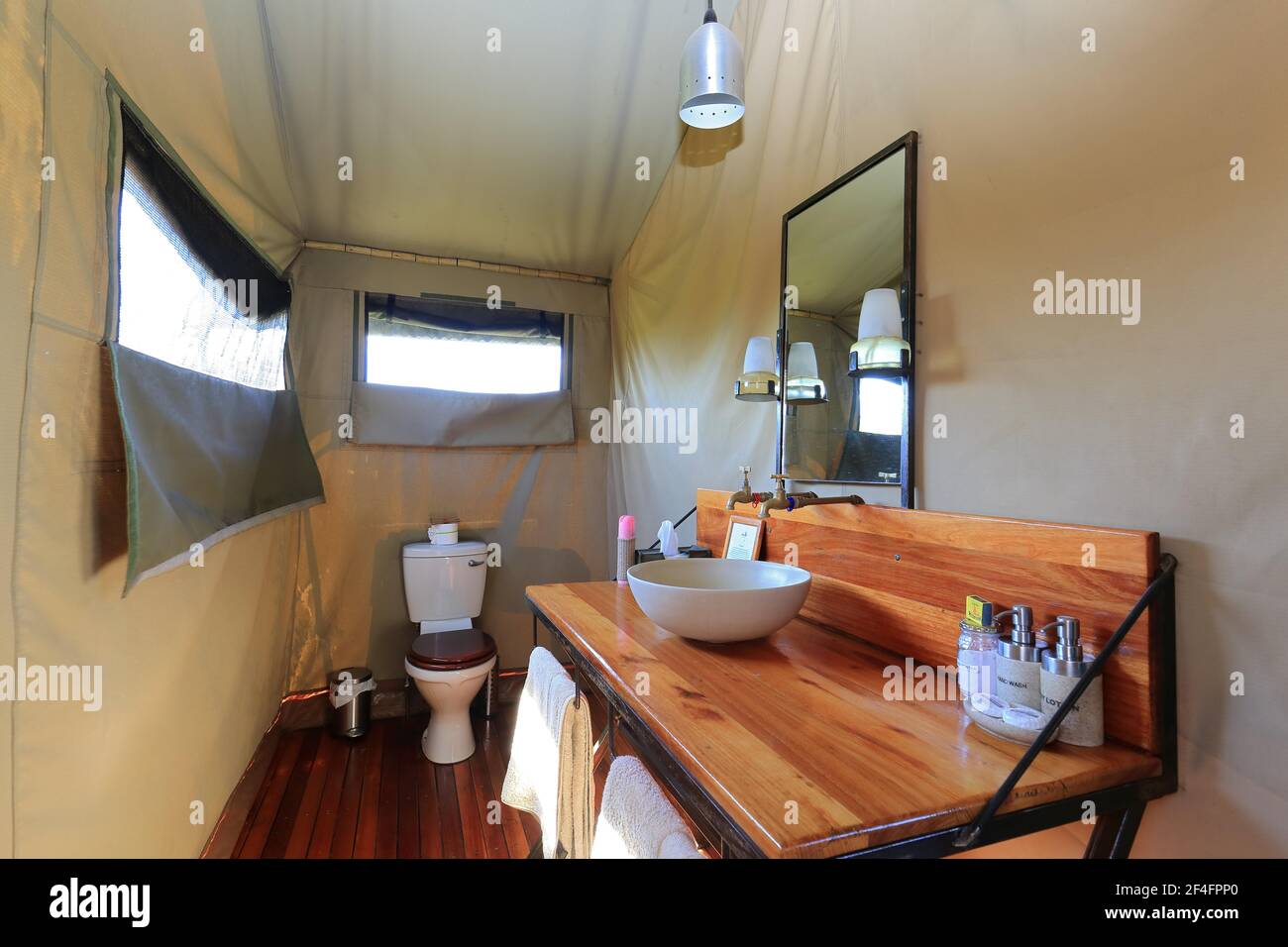 Safari tent, bathroom, washroom, lodge, hotel, safari, Okavango Delta