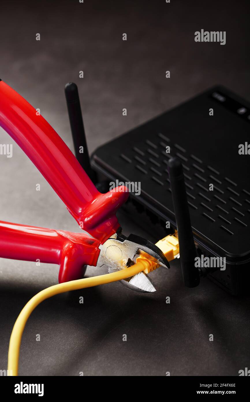 Disconnecting the connection, cutting off the yellow