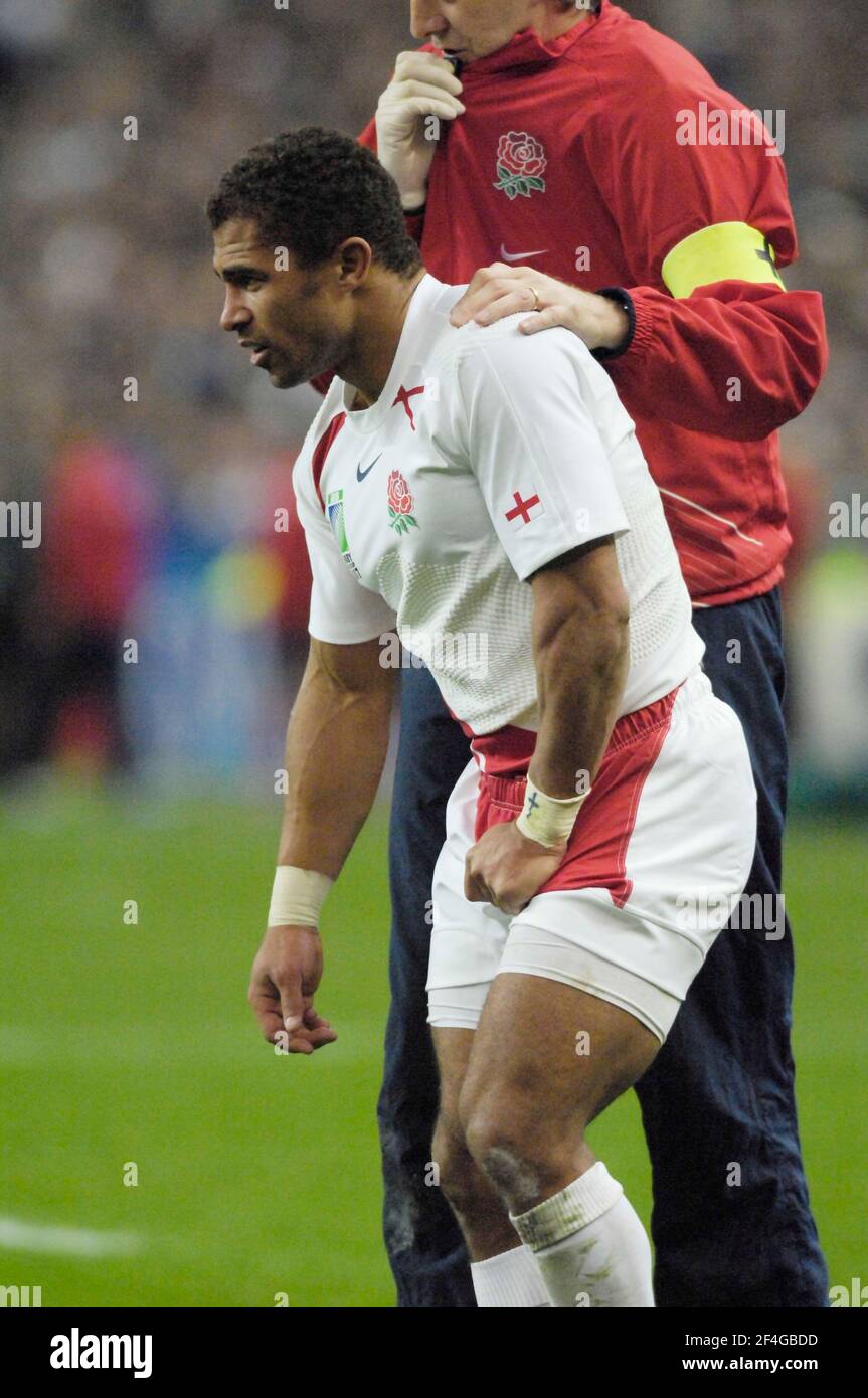 RUGBY WORLD CUP FINAL ENGLAND V SOUTH AFRICA IN THE STADE DE FRANCE PARIS. 20/10/2007. robinson out PICTURE DAVID ASHDOWN Stock Photo