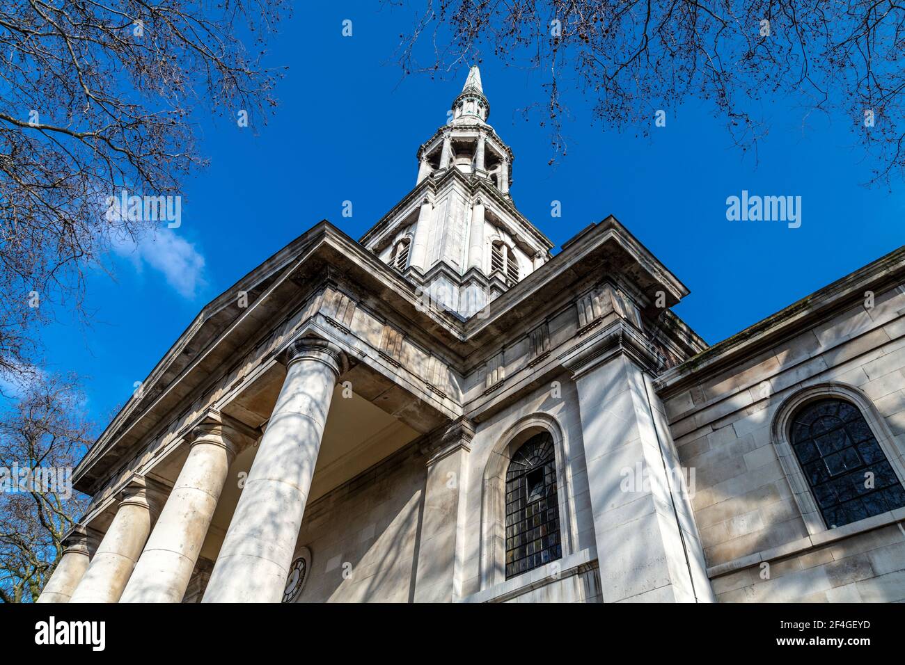 Exterior of the Shoreditch Church (St. Leonard's Shoreditch), London, UK Stock Photo