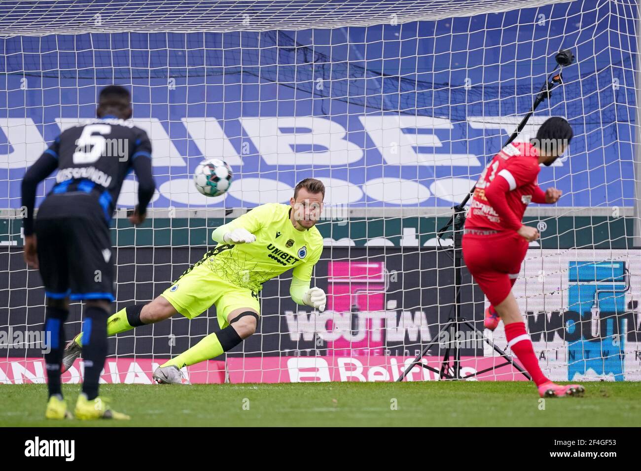 Lior Refaelov High Resolution Stock Photography And Images Alamy