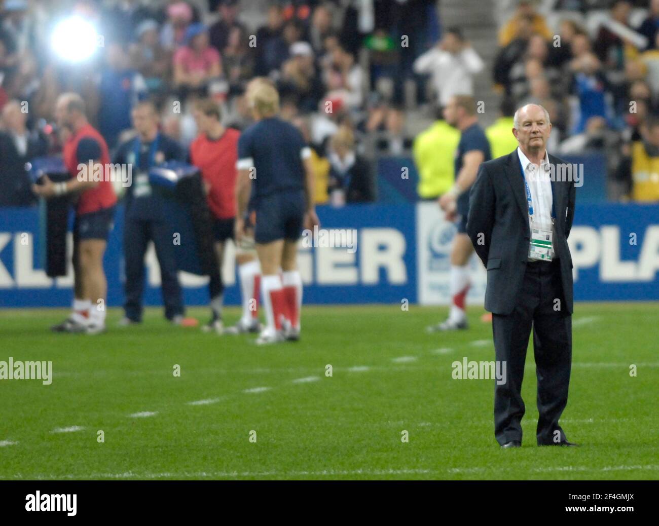 WORLD CUP RUGBY. SEMI-FINAL FRANCE V ENGLAND AT THE STADE DE FRANCE PARIS.  13/10/2007. BRIAN ASHTON. PICTURE DAVID ASHDOWN Stock Photo