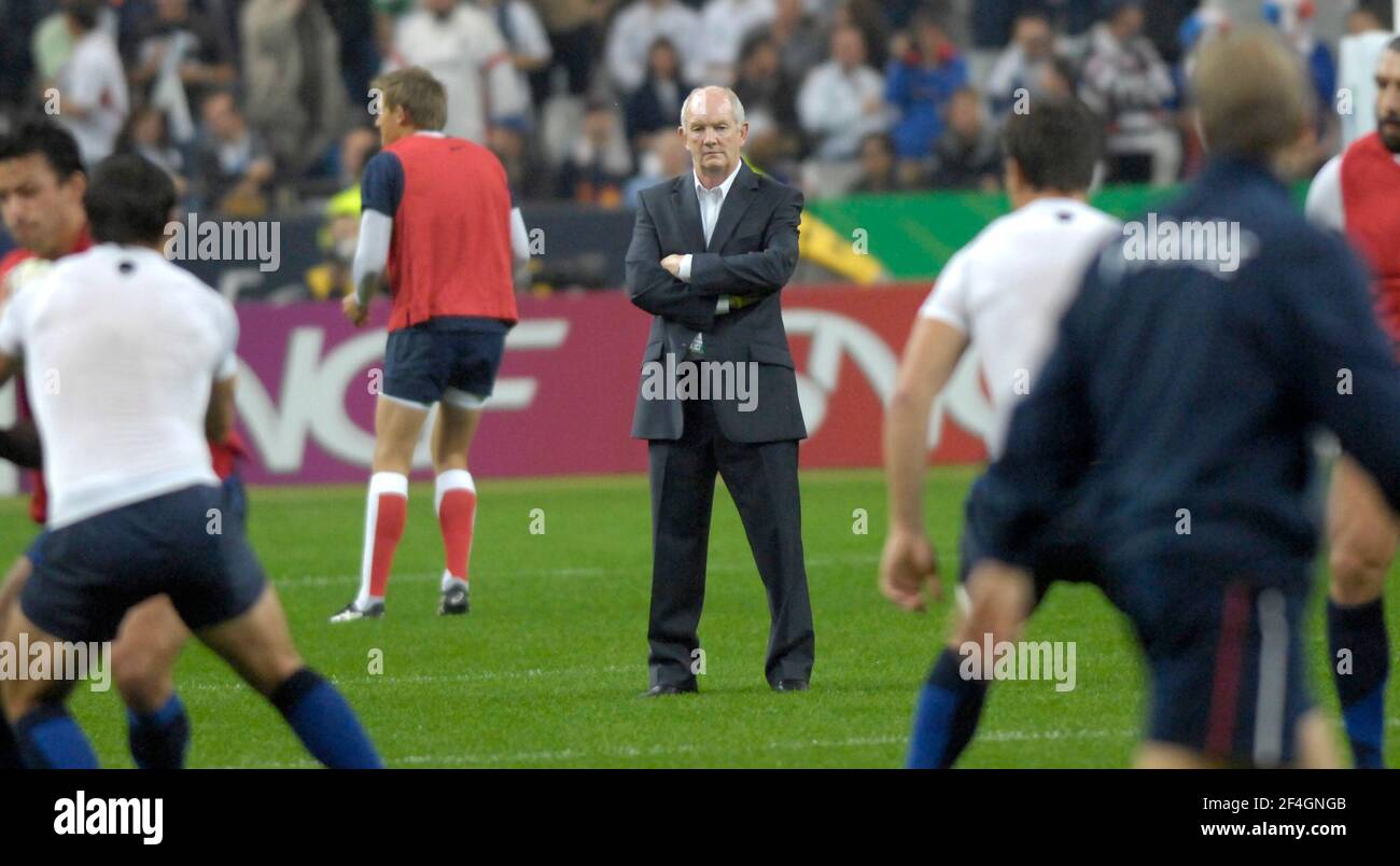 WORLD CUP RUGBY. SEMI-FINAL FRANCE V ENGLAND AT THE STADE DE FRANCE PARIS.  13/10/2007. BRIAN ASHTON. PICTURE DAVID ASHDOWN Stock Photo