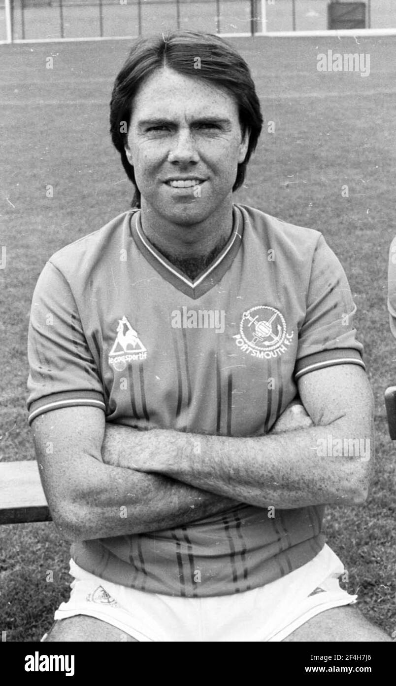 PORTSMOUTH FC, POMPEY, JOHN McCLOUGHLIN PIC MIKE WALKER Stock Photo Alamy