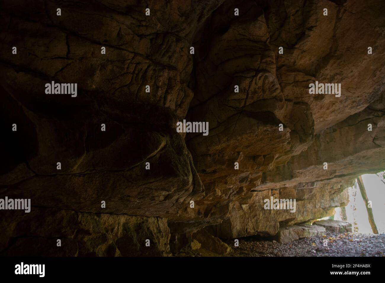 Eingangsbereich der Bruderloch-Höhle im Kanton Baselland Stock Photo