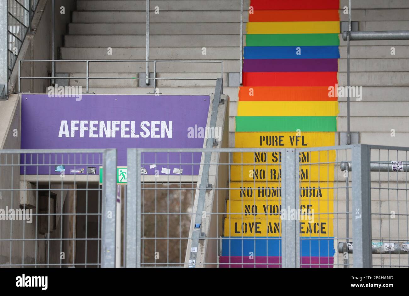 21 March 21 Lower Saxony Osnabruck Football 2nd Bundesliga Vfl Osnabruck Fc St Pauli Match Day 26 At The Stadium On Bremer Brucke Affenfelsen Is Written On A Grandstand Sign Photo