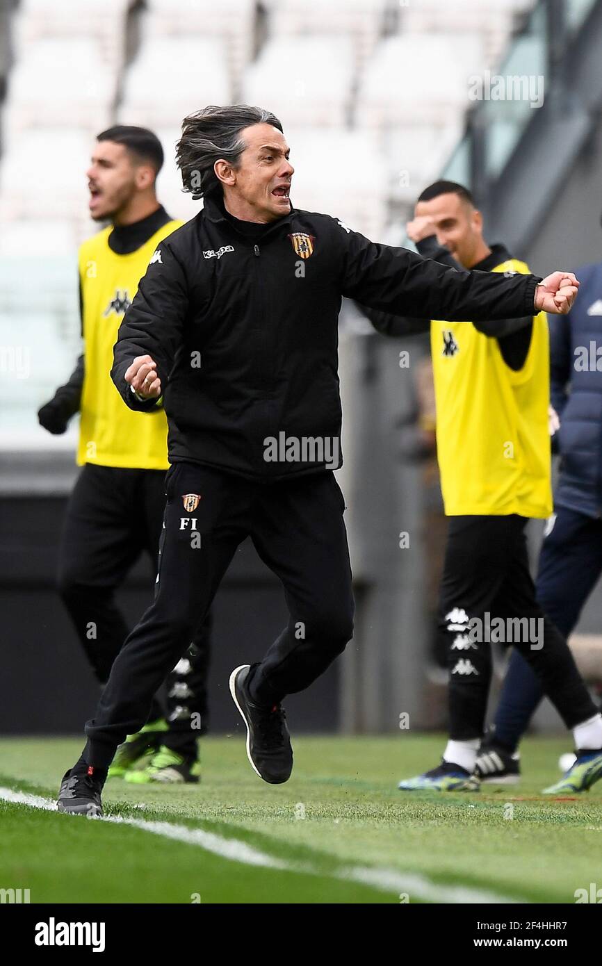 Turin, Italy - 21 March, 2021: Filippo Inzaghi, head coach of Benevento Calcio, celebrates the victory at the end of the Serie A football match between Juventus FC and Benevento Calcio. Benevento Calcio won 1-0 over Juventus FC. Credit: Nicolò Campo/Alamy Live News Stock Photo