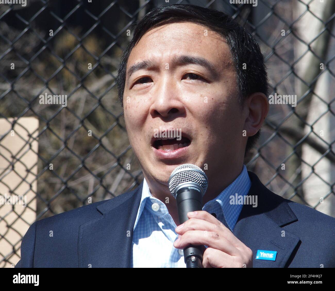New York, New York, USA. 21st Mar, 2021. Democratic mayoral candidate Andrew Yang speaks to
