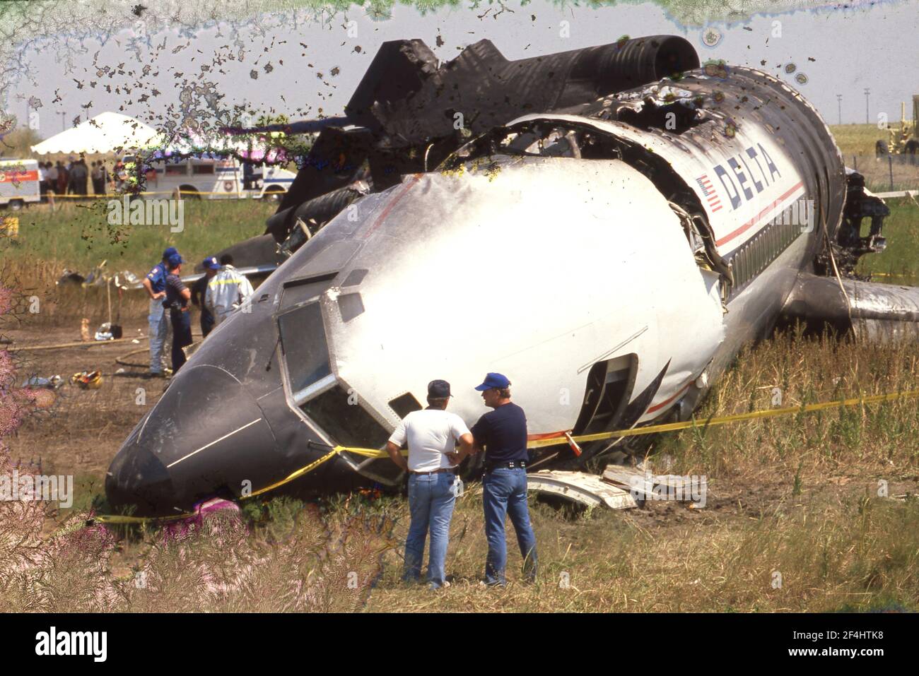 Delta plane crash hires stock photography and images Alamy