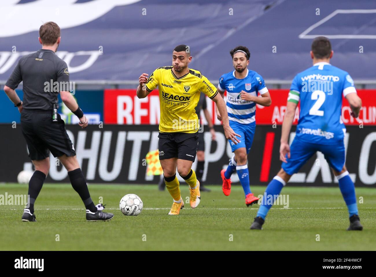 ZWOLLE, NETHERLANDS - MARCH 21: Georgios Giakoumakis of VVV Venlo during  the Dutch Eredivisie match between PEC Zwolle and VVV-Venlo at MAC3PARK  stadi Stock Photo - Alamy