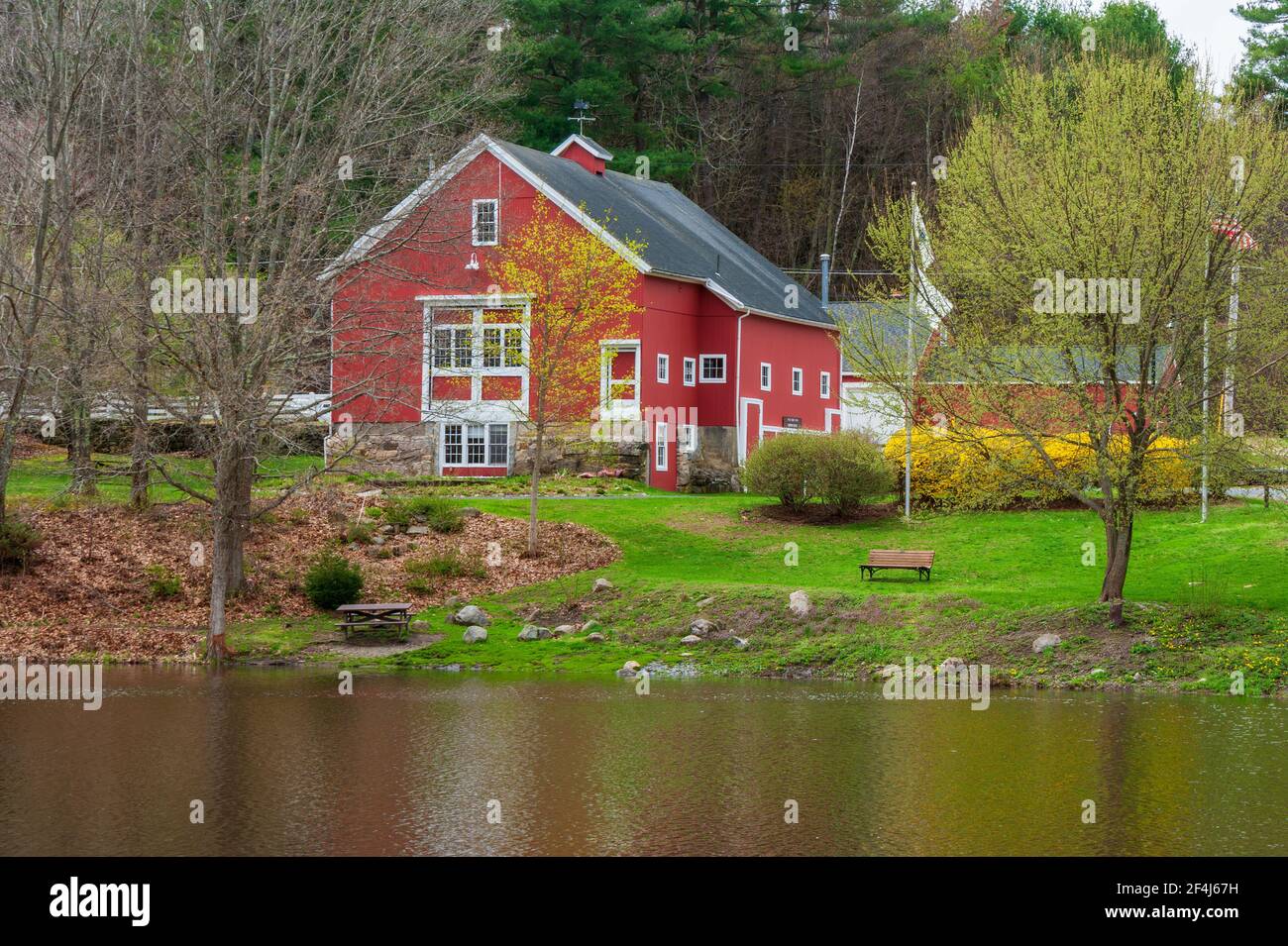The River Bend Farm Visitor Center, in Uxbridge, MA, US. The red barn