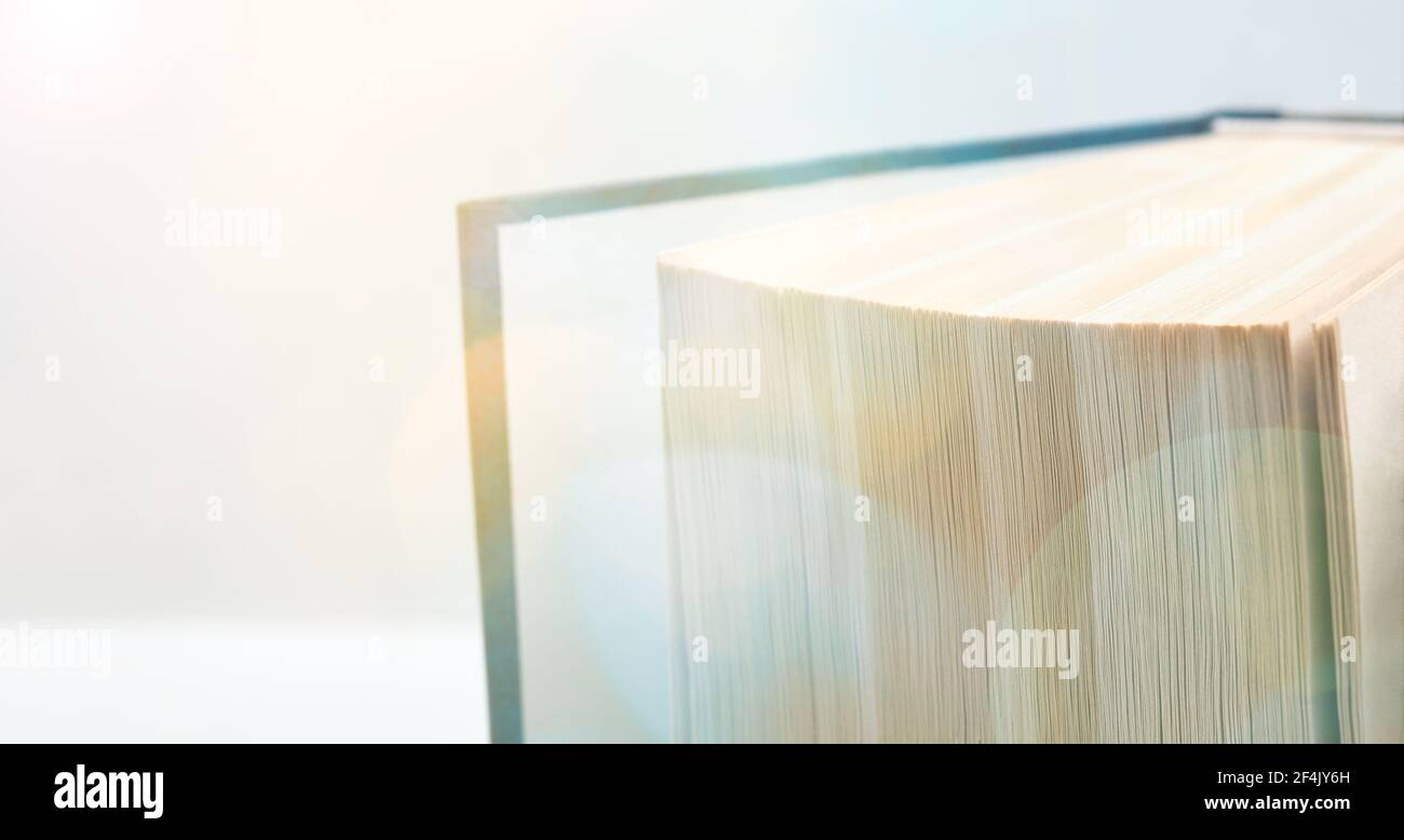 Fan of book pages hi-res stock photography and images - Alamy