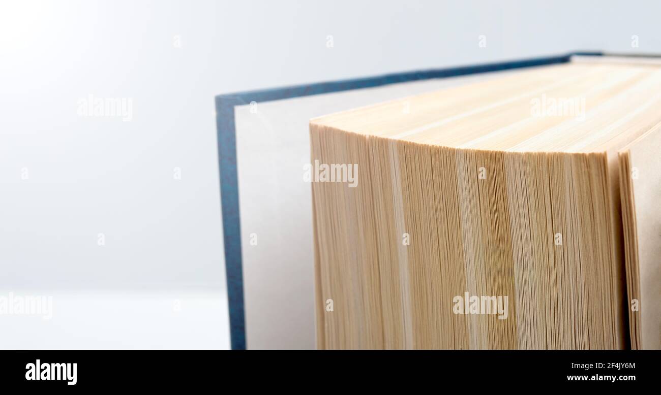Open pages book fan hi-res stock photography and images - Alamy