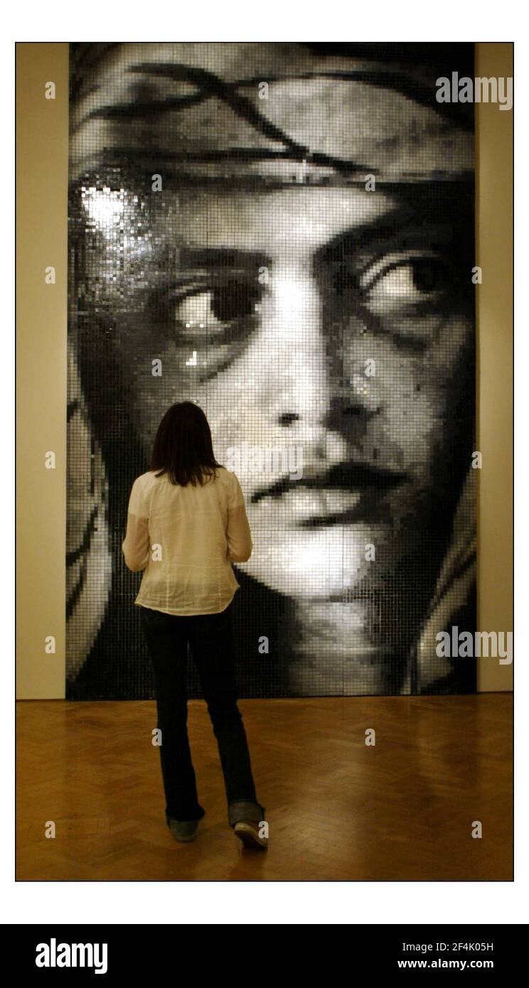 New exhibition at the Saatchi Gallery in London. NEW BLOOD...New Young