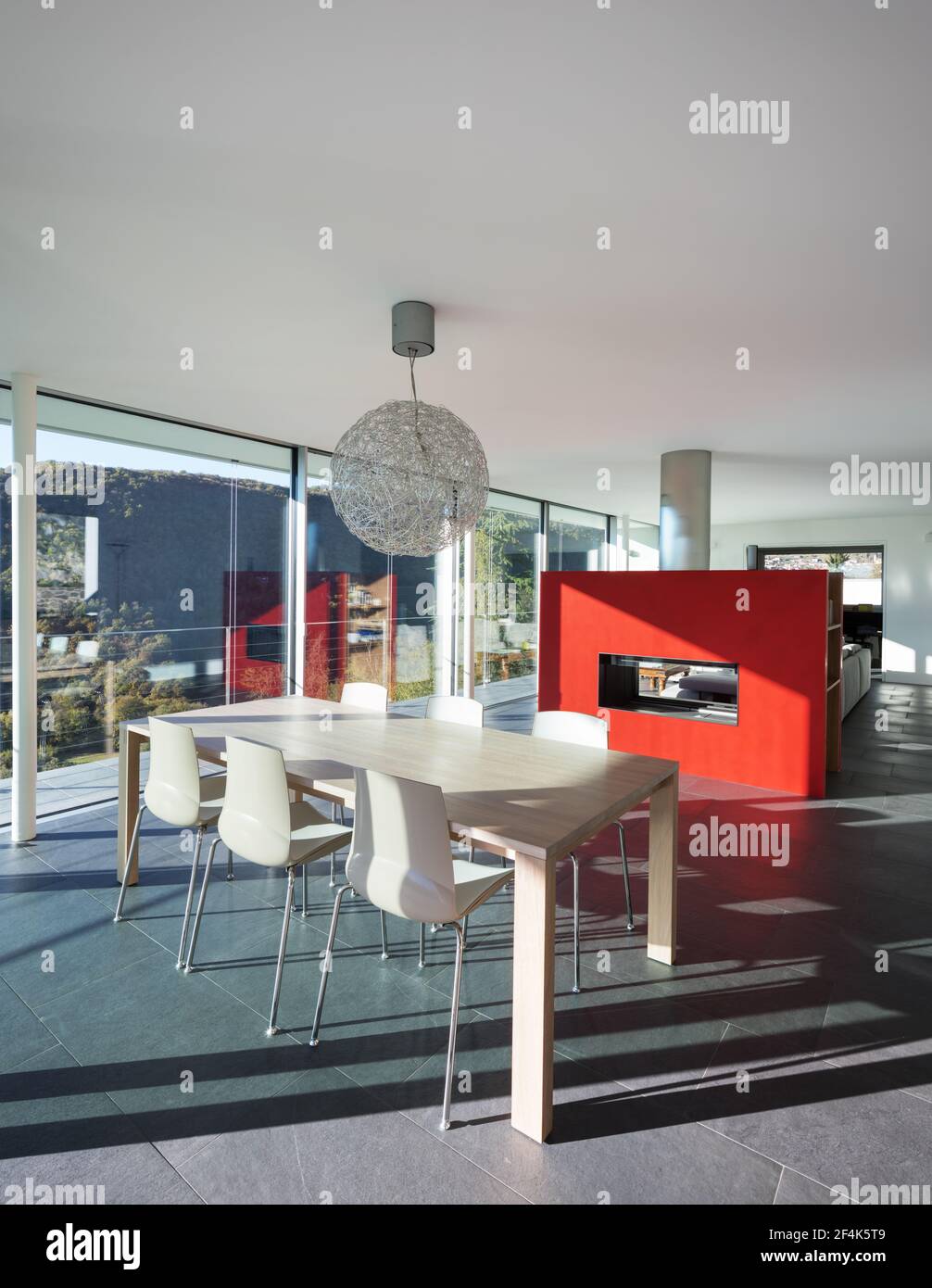 Modern house, living room Stock Photo - Alamy