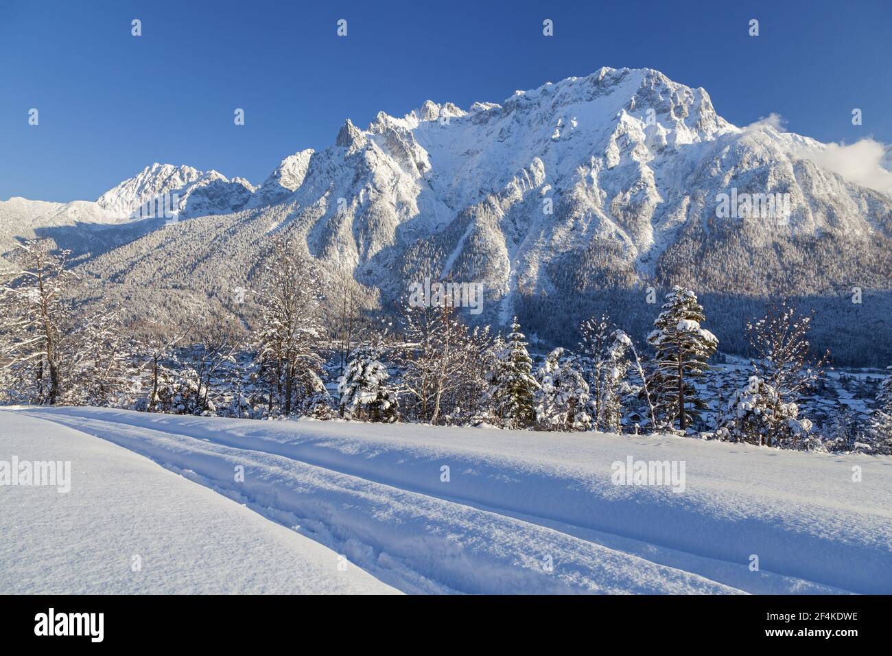 geography / travel, Germany, Bavaria, Mittenwald, wintry landscape in front of Karwendel Mountains, Mi, Additional-Rights-Clearance-Info-Not-Available Stock Photo