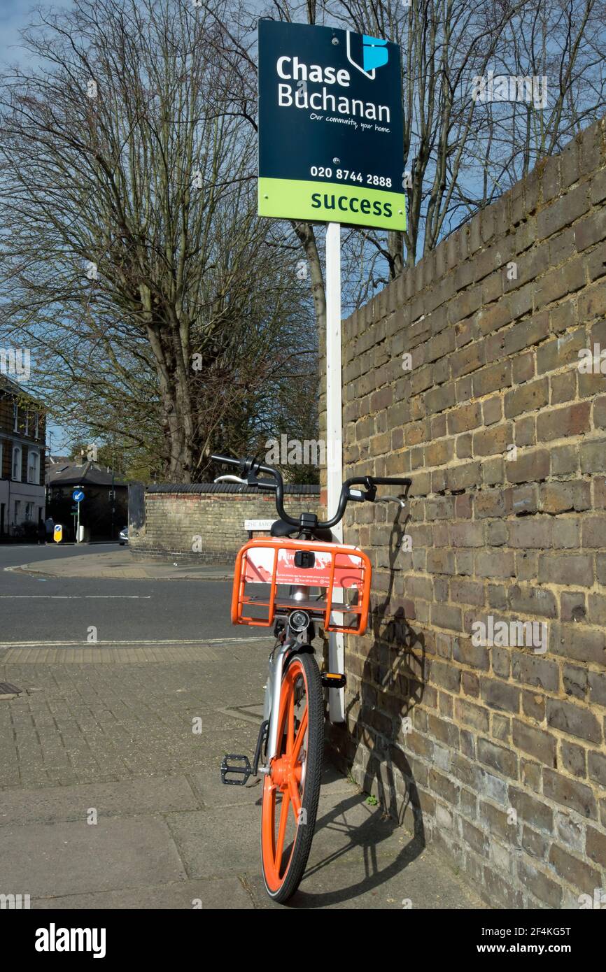 dockless bike hire