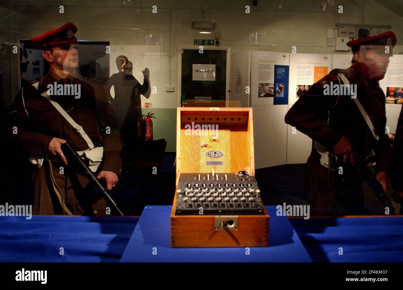 THE RETURNED ENIGMA MACHINE AT BLETCHLEY PARK. 1/4/02 PILSTON Stock