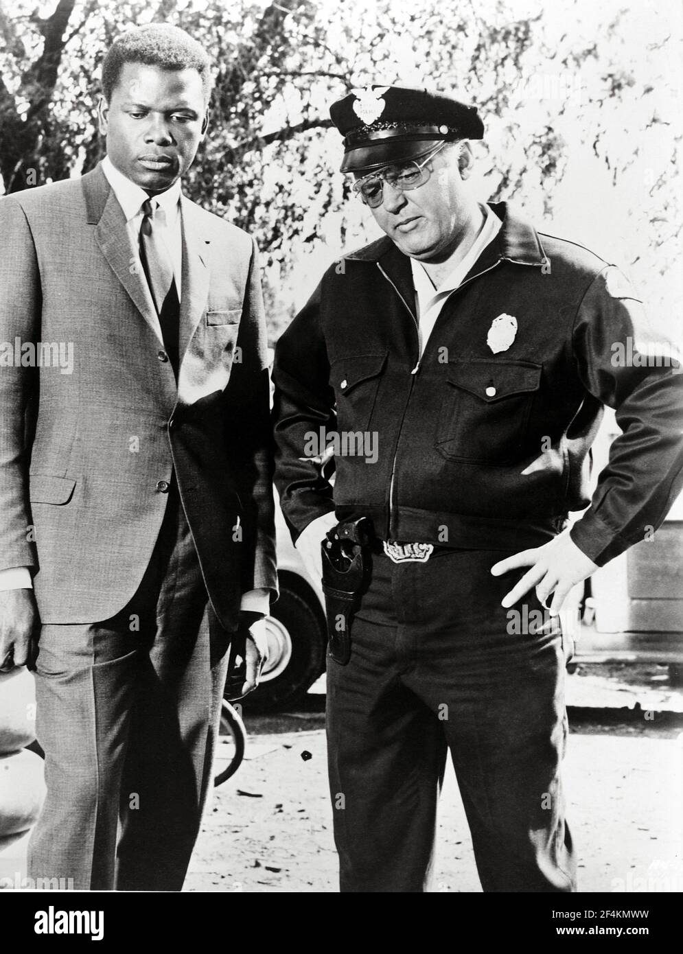 ROD STEIGER and SIDNEY POITIER in IN THE HEAT OF THE NIGHT (1967