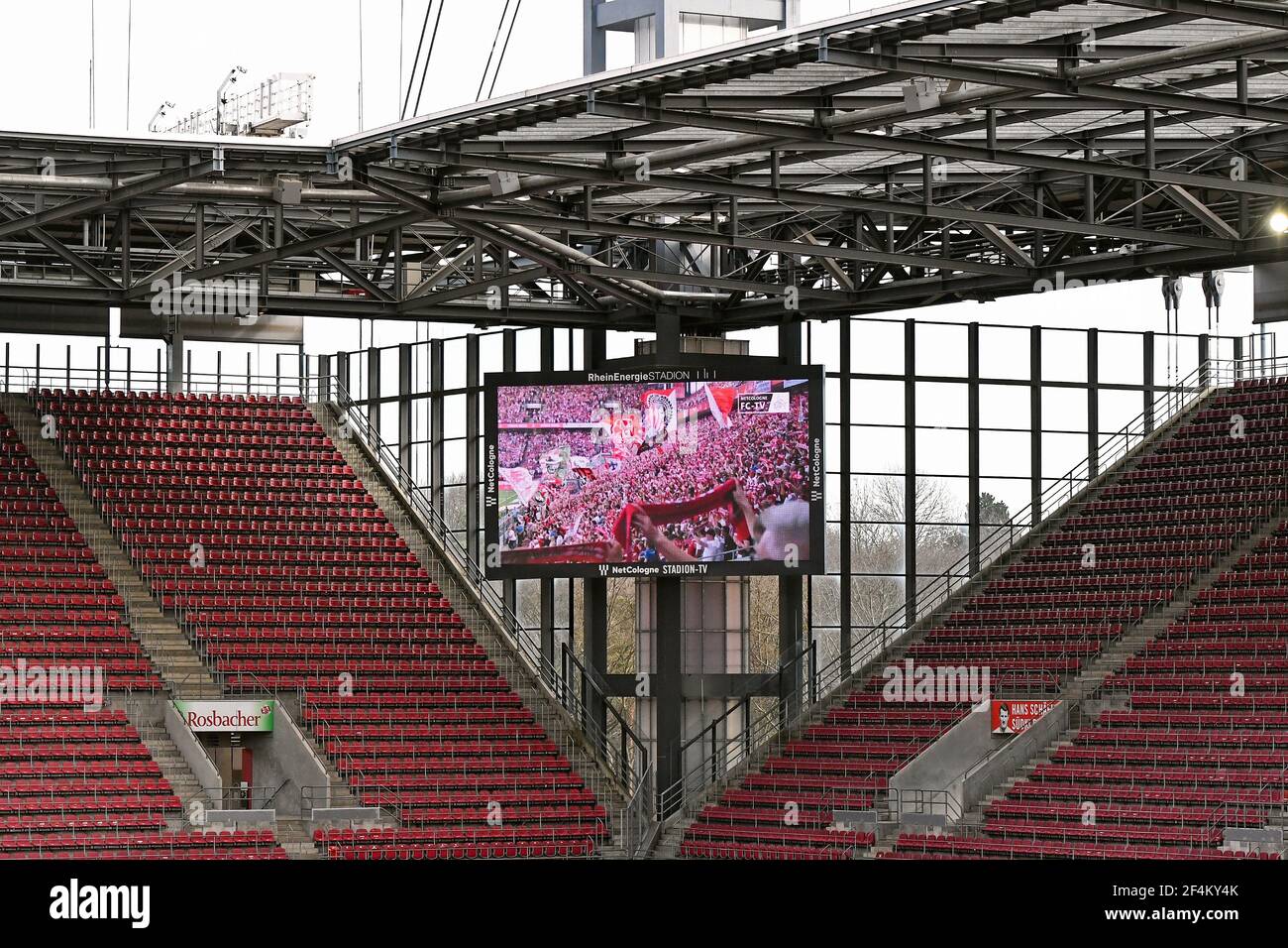 Fussball, Bundesliga, Deutschland, Herren, Saison 2020/2021, 26. Spieltag, Rhein Energie Stadion Kšln, 1. FC Kšln (weiss) - Borussia Dortmund (gelb) 2 Stock Photo