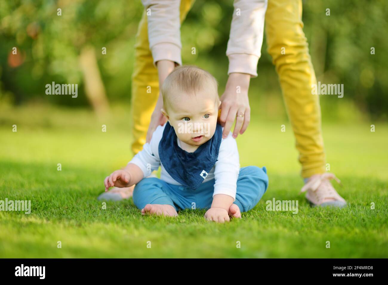 my baby is 7 months old and can t sit up